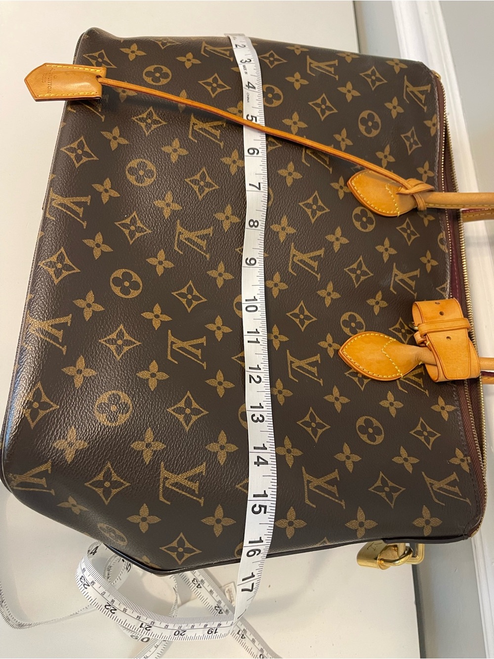 Louis Vuitton Lockit  Monogram Canvas Large Tote with Natural Leather Trim - Picture 15 of 16
